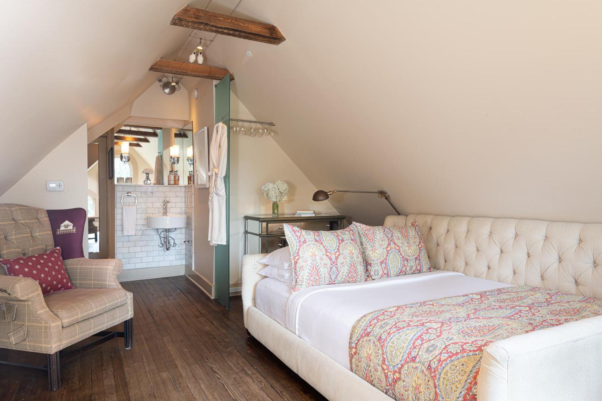 Stonehurst Place 4*
