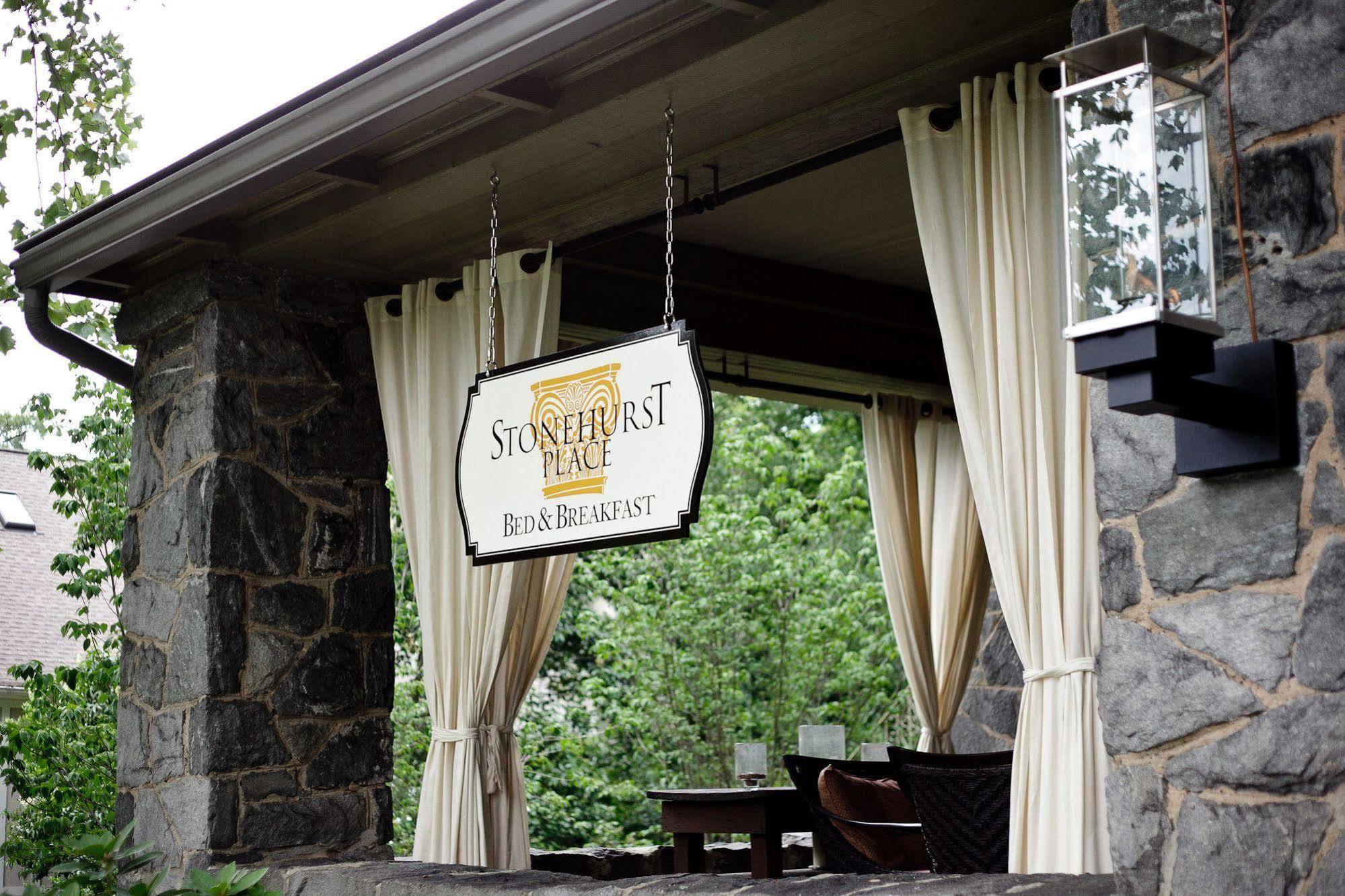 Stonehurst Place