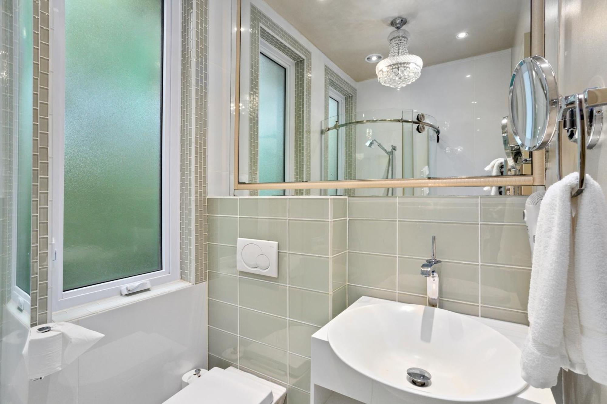 Stonehurst Place Hotel 4*